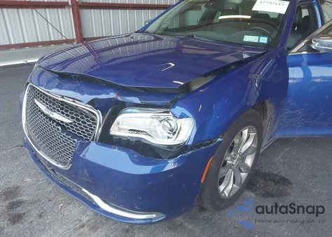 2018 Chrysler 300 Limited из США, поврежденный, VIN 2C3CCAKG3JH300086